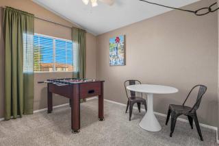 Heated Pool, Hot Tub, Games & more! - 4