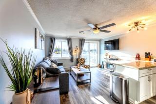 Snowshoe Ski In Ski Out Renovated 2BR - 7