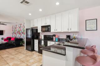 Desert Dream House - 5