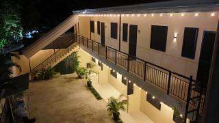 Isla Vida Apartments - 7