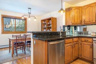 714-A Meadow Court - 4