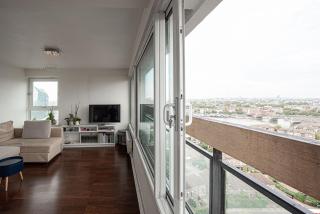 Cosy Battersea 2 Bedroom Flat with Skyline Views - 9