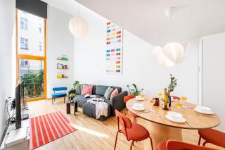 Prague Days - Family Friendly Apartments with Workspace and Free Parking - Praga - 0