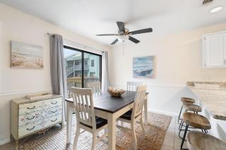 2BR Condo Beach Access and Pool - 5