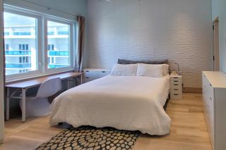 Ocean Views! Luxe High-Rise Condo in Miami Beach - 2