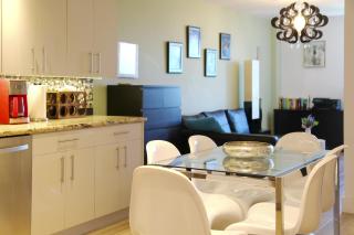 Stylish and Chic! Oceanfront Miami Beach Condo - 3