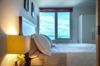 Stylish and Chic! Oceanfront Miami Beach Condo - 1