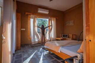 The Winter Courtyard by AVVAs Stays - 9