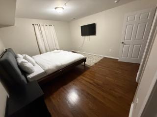 Charming Large 3 beds-2 bath Newark EWR NYC - 5