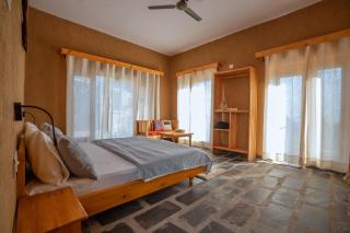 The Winter Courtyard by AVVAs Stays - 6