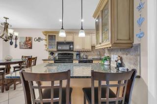 Driftwood Days Pet Friendly Beach Home - 3