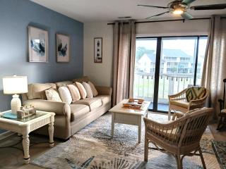 Little River Fun - Lifetime Memories Made - Sleeps 6 - 3 miles to the beach - 9