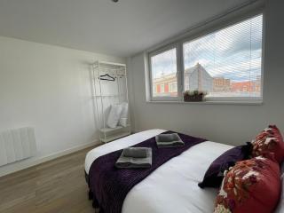 Modern Apartment overlooking Andover High Street - 5