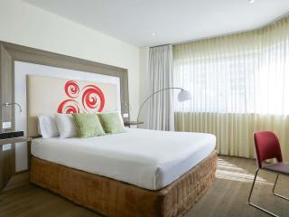 Novotel Perth Langley - 2