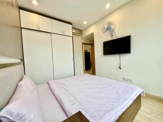 Helix Stay - PEACEFUL MODERN HIDEAWAY IN EMERALD CELADON CITY - 6