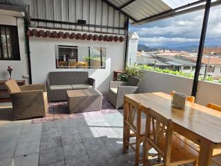 Beautiful suite with a nice view of the city - 2