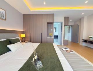 Chiang Mai City Center Luxury Pool Villa 4 Bedrooms 5 Bathrooms, Close to Chang Klan Road Business District, Chiang Mai Inner Ring, 5-Star Luxury Pool Holiday Villa - 9