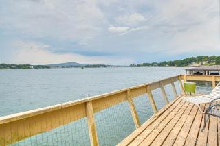 Shared Dock, Lake Hamilton Views Waterfront Abode - 8