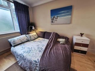Highgate apartment - Feel right at home, spacious and convenient - 5mins from tube - 6