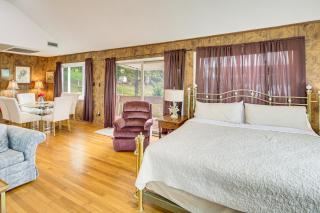 Shared Dock, Lake Hamilton Views Waterfront Abode - 2