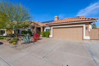 Boho 4BR Retreat with Heated Pool, Spa and Tiki Bar - 4