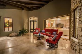 Romantic 4BR Hacienda with Pool, Spa and Close to Town - 2