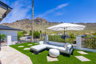 Breezy 3BR - Private Pool, Chefs Kitchen and More - 7