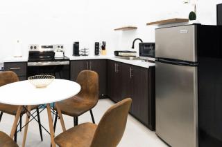 2 Bed Room in Art District - 6