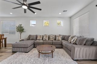 New 4BR and Bunk Room - Mountain Views and Fire Pit - 6