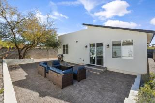 New 4BR and Bunk Room - Mountain Views and Fire Pit - 1