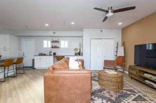 Charming 1BR Casita with Pickleball and Floating Tub - 5