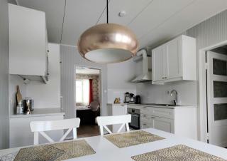 Convenient Apartment for 4 - 1