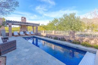 4BR Estate with Casita, Pickleball Court and Pool - 9
