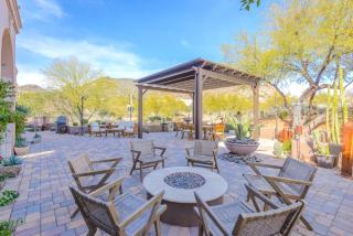 4BR Estate with Casita, Pickleball Court and Pool - 0