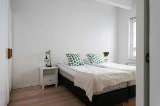 2ndhomes Loft Apartment with Spa & Balcony by the White Church - 9