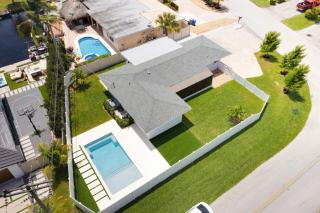 Modern 3BR Pool Home Near Pompano Beach and Pier - 4