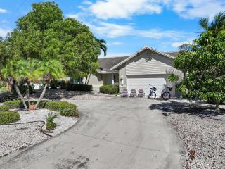Waterfront home in Olde Marco with pool/kayaks - 9