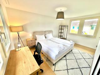 WA - Luxury House - Zug - 8 Pax - 9