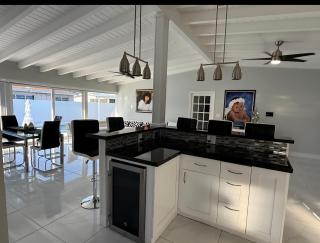 Miami Lifestyle, Modern, Private heated Pool, BBQ - 4