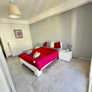 Sliema Seaview Apartment- Valletta Views - APT 8, 49 Tigne Point Mansions - 4