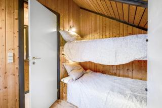 Stay in nature by the lake, Legoland, Unique nature cabin - 9