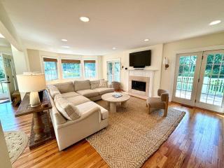 Haven on Glynn by Rove Travel - Coastal Luxury - 0