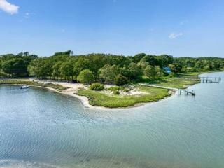 Haven on Glynn by Rove Travel - Coastal Luxury - 8