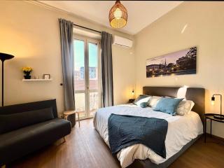 Stop in ITALY TO Lavazza-Porta Palazzo-Center - 3