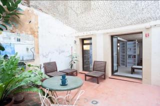 Artistic & Cozy Apartment in the Center of El Raval - 5