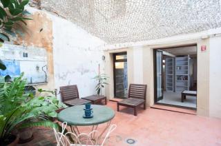 Artistic & Cozy Apartment in the Center of El Raval - 3