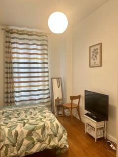 Comfort Parisian Room and Sofa Bed 1 min to Metro M4 & T3A Paris Chambre chez Habitant - 2