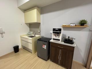 Comfortable and price reasonable having MRT - 8