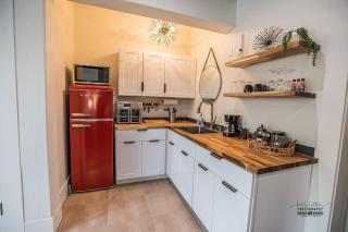 Downtown Dwelling 1616 - 1