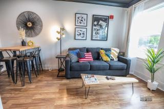 Downtown Dwelling 1616 - 4